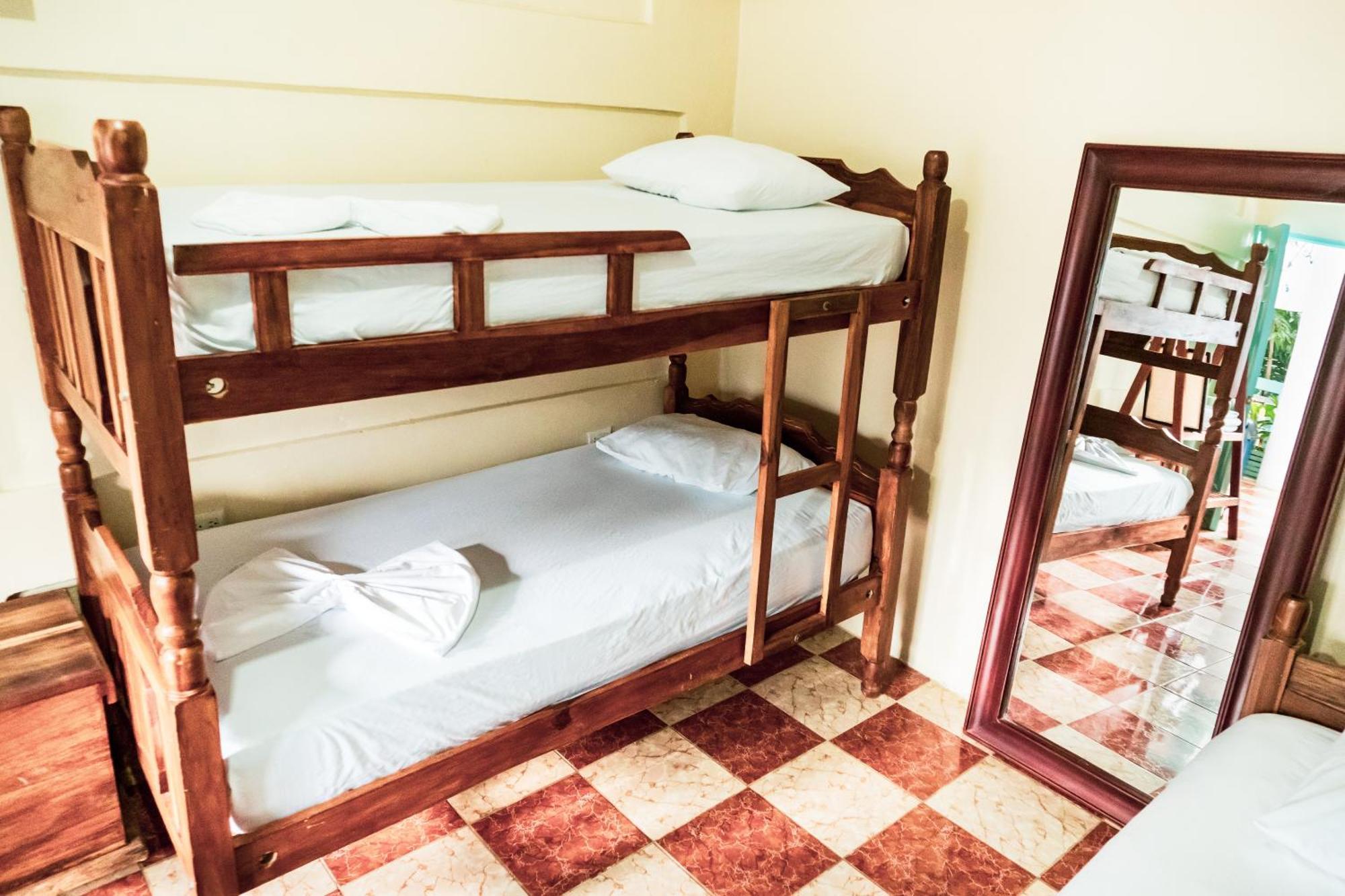 Hostal Eden Мойогалпа Екстериор снимка